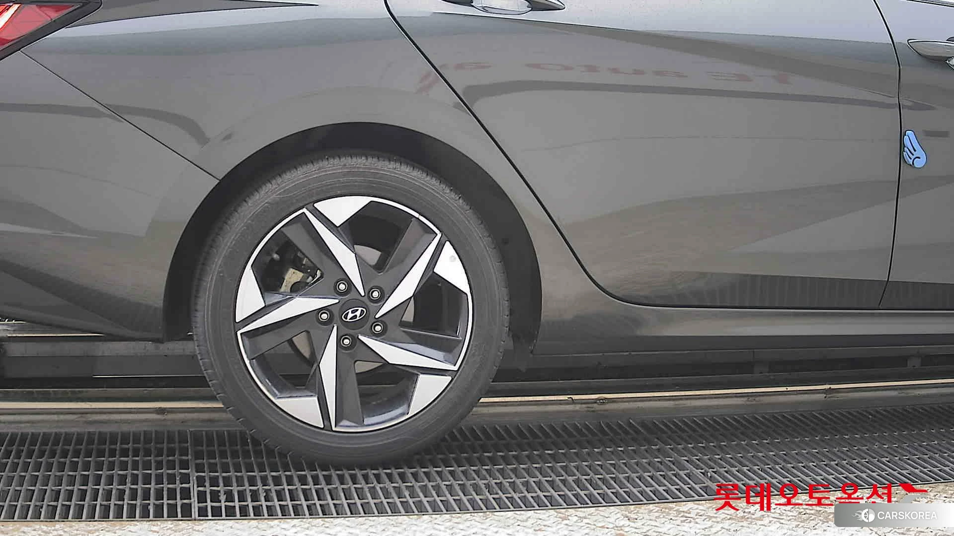 Hyundai Avante id 4347319 из Кореи 16