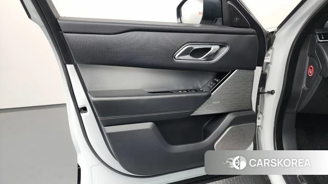 Land Rover Range Rover Velar id 4536750 из Кореи 16