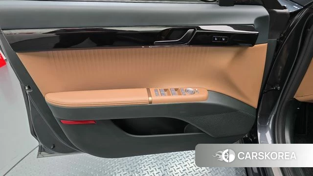 Hyundai Grandeur Hybrid (GN7) id 4487677 из Кореи 16