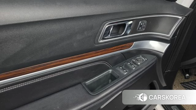 Ford Explorer id 4197233 из Кореи 16