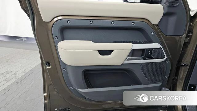 Land Rover Defender (L663) id 4488489 из Кореи 16