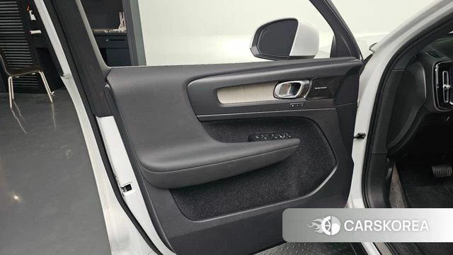 Volvo XC40 id 4535900 из Кореи 16