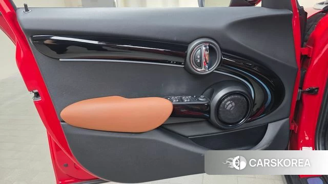 Mini Cooper S id 4753199 из Кореи 16