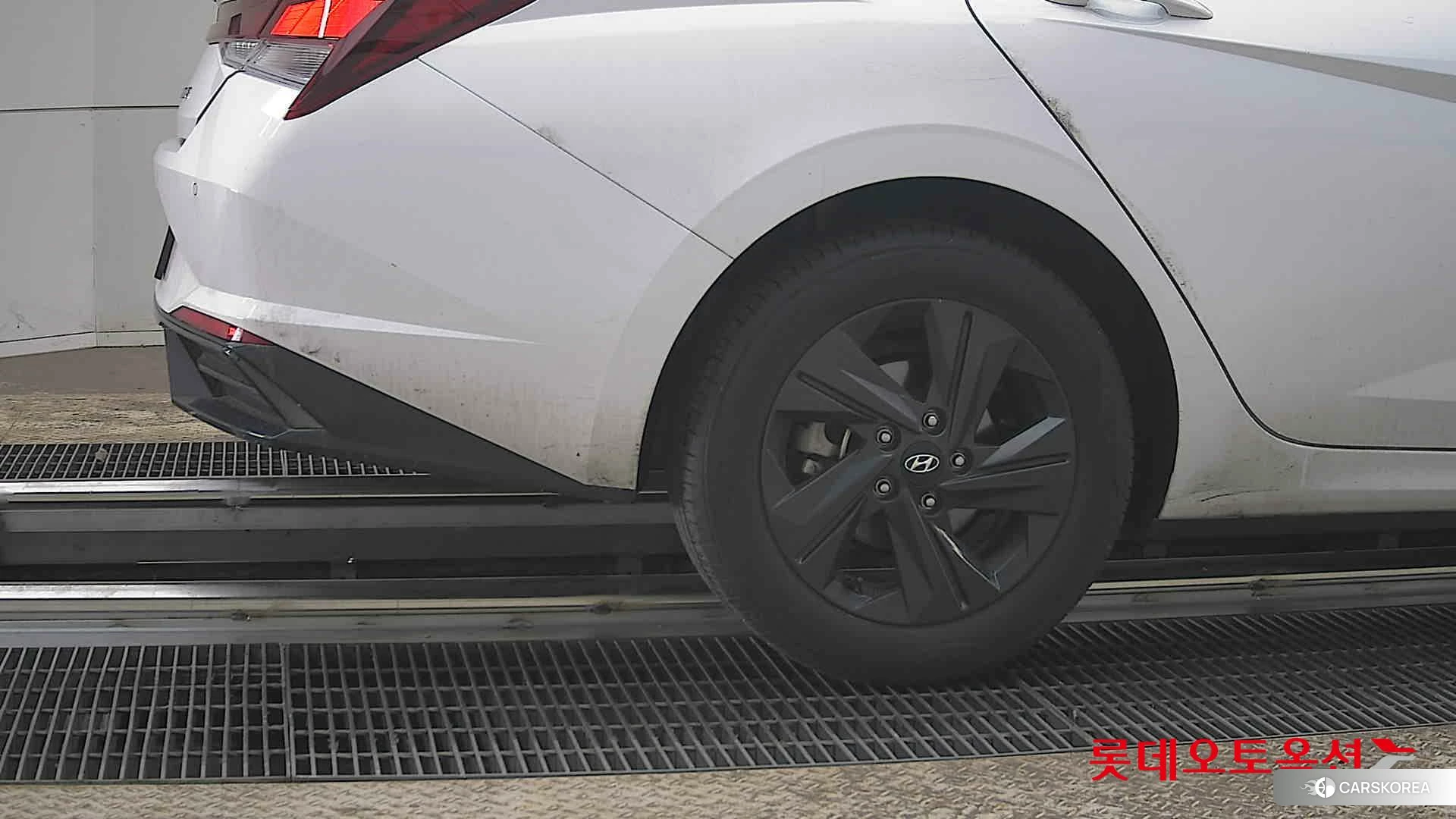 Hyundai Avante id 3888327 из Кореи 16