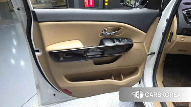 Kia The New Carnival id 4496938 из Кореи 16