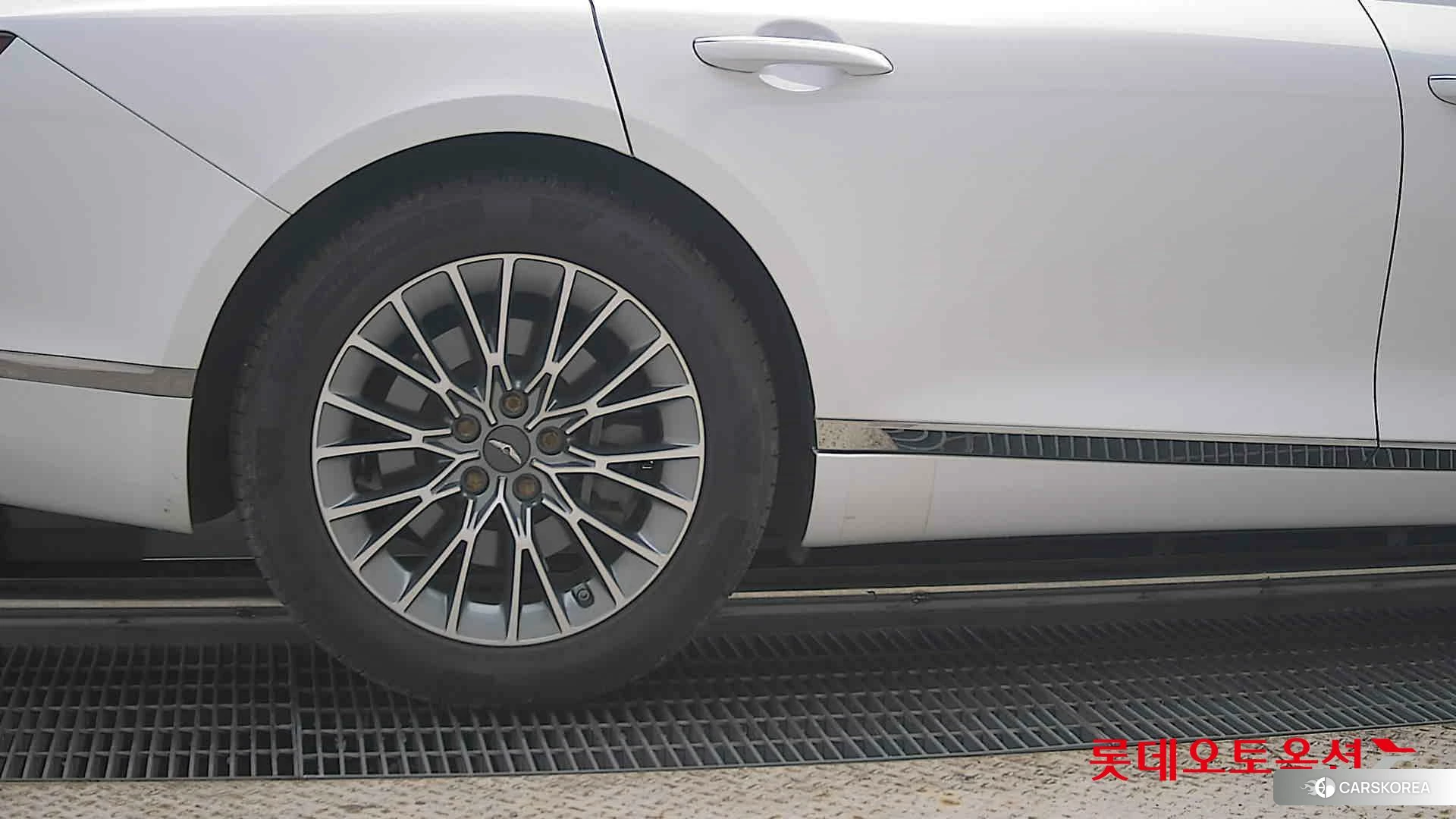 Hyundai G80 id 4679340 из Кореи 16