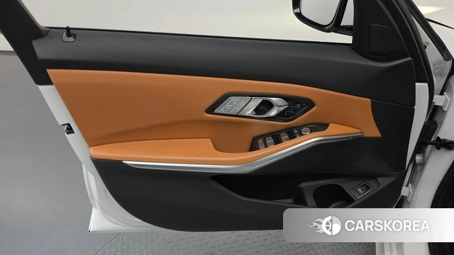 BMW 3 Series (G20) id 4691877 из Кореи 16