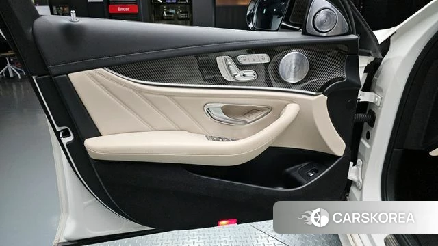 Mercedes-Benz E-Class W213 id 4295086 из Кореи 16