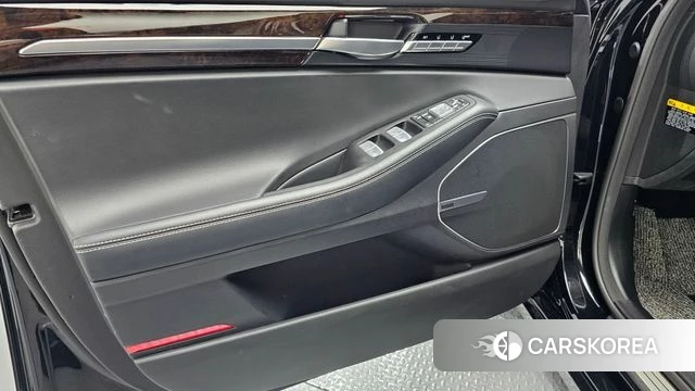 Genesis G90 id 4434482 из Кореи 16