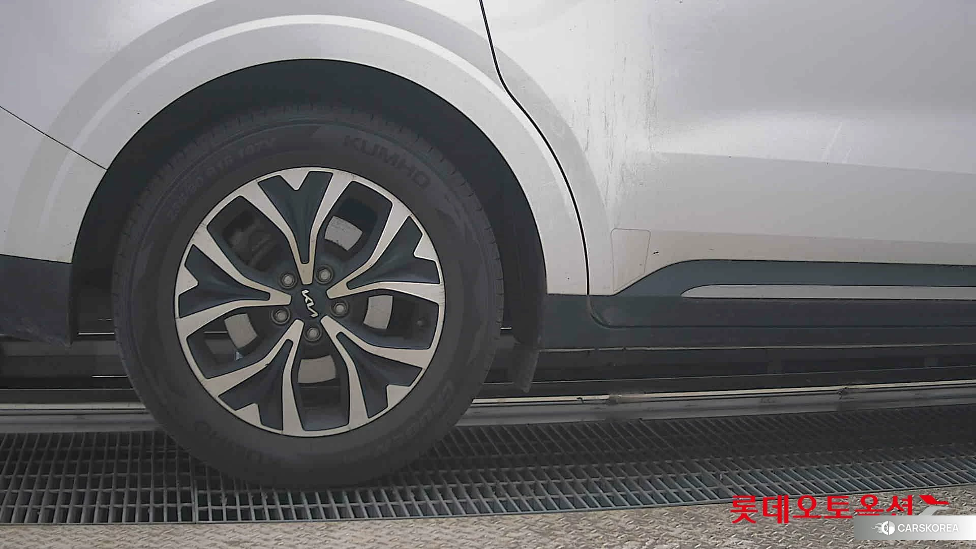 Kia Carnival id 3882082 из Кореи 16