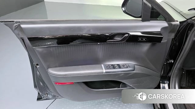 Hyundai Grandeur (GN7) id 4230332 из Кореи 16