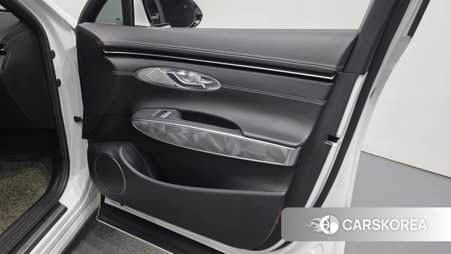 Genesis GV70 id 4323365 из Кореи 16