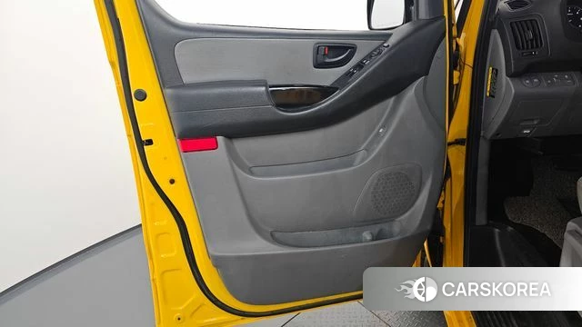 Hyundai The New Grand Starex id 4447610 из Кореи 16