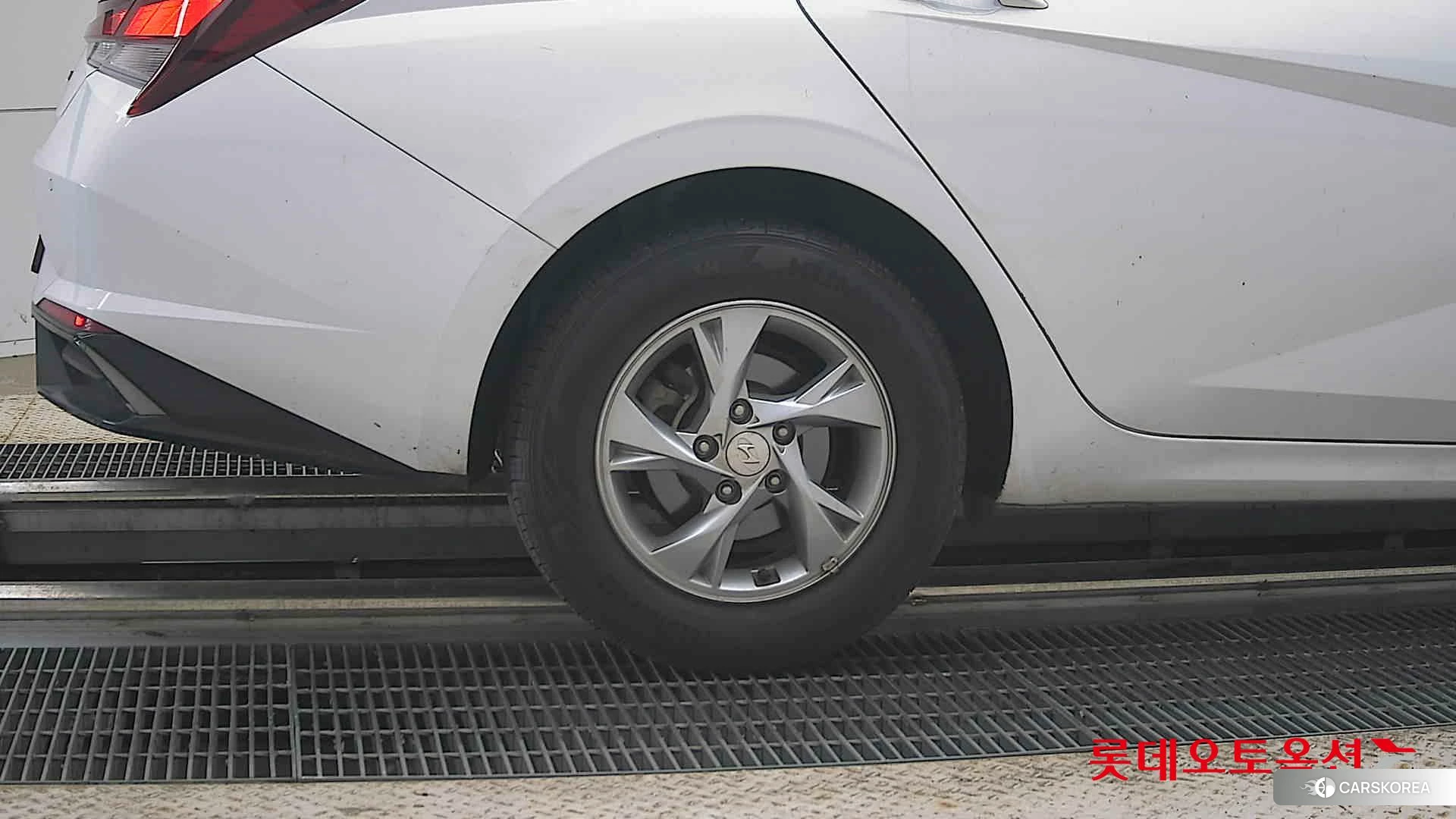 Hyundai Avante id 4504331 из Кореи 16
