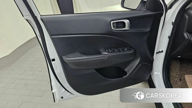 Hyundai Venue id 4608773 из Кореи 16