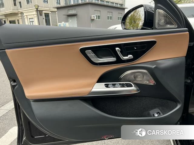 Mercedes-Benz E-class id 4239829 из Китая 16