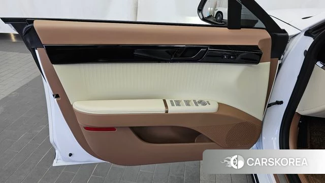 Hyundai Grandeur Hybrid (GN7) id 4847524 из Кореи 16