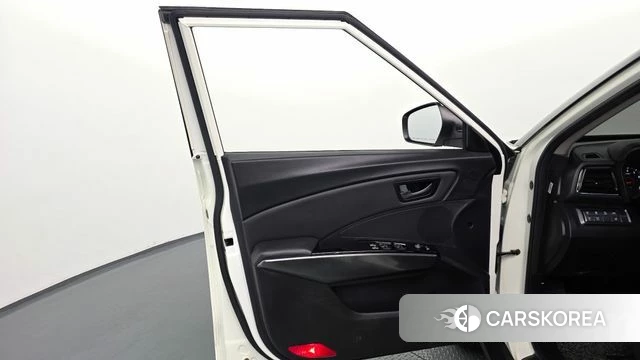 Ssangyong Tivoli Air id 4377062 из Кореи 16