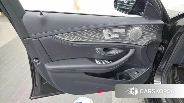Mercedes-Benz E-Class W213 id 4736333 из Кореи 16