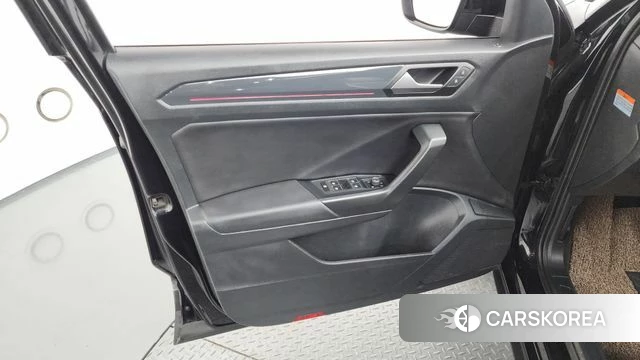Volkswagen T-Roc id 4702515 из Кореи 16