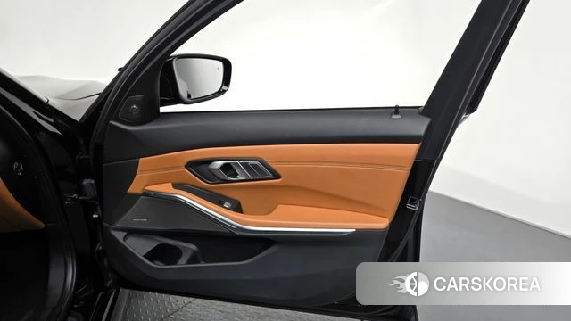 BMW 3 Series (G20) id 4717013 из Кореи 16