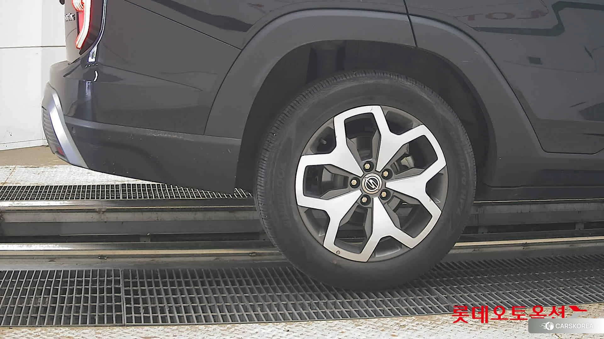 SsangYong Torres id 4902602 из Кореи 16