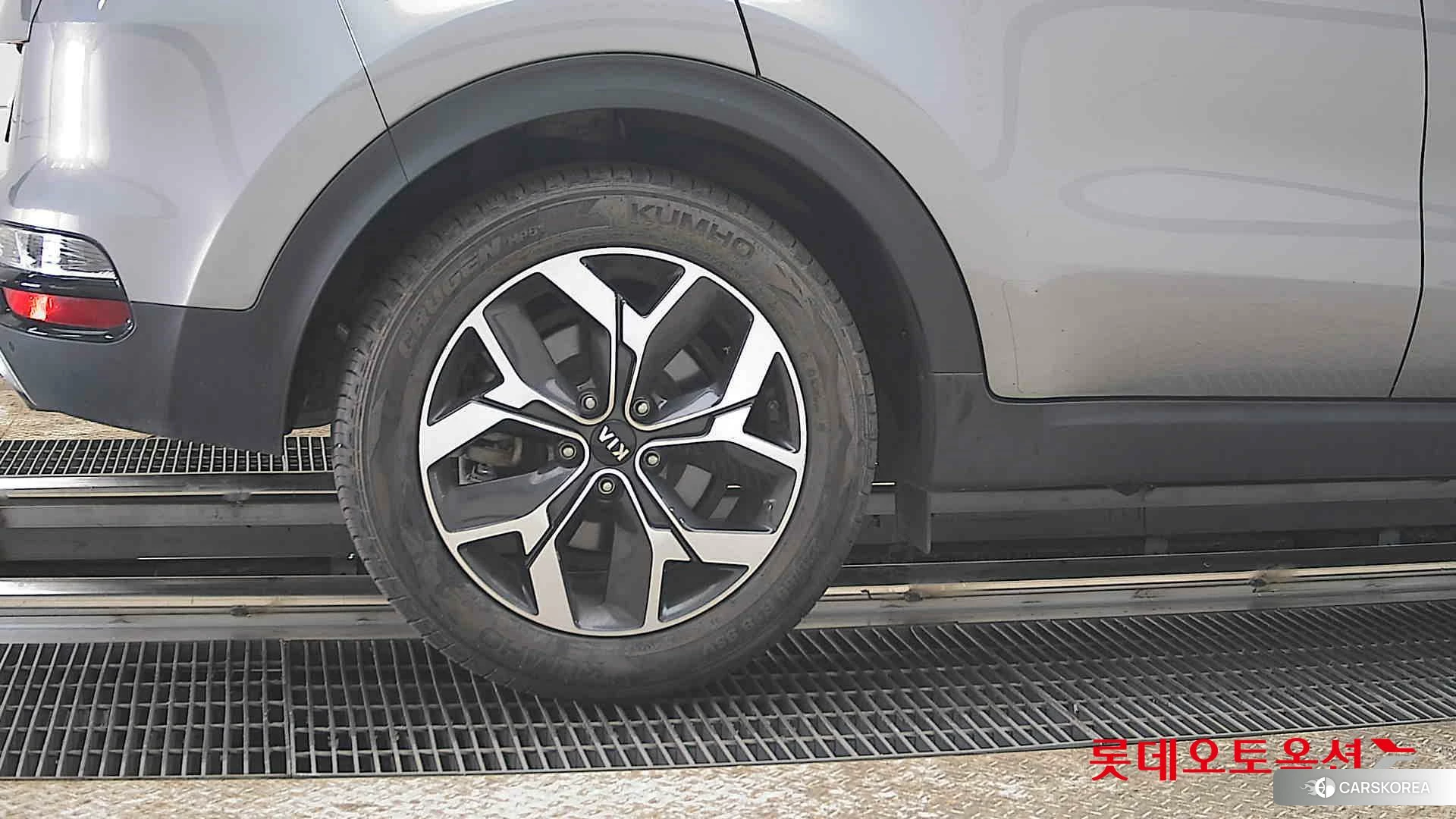 Kia Sportage id 3875738 из Кореи 16