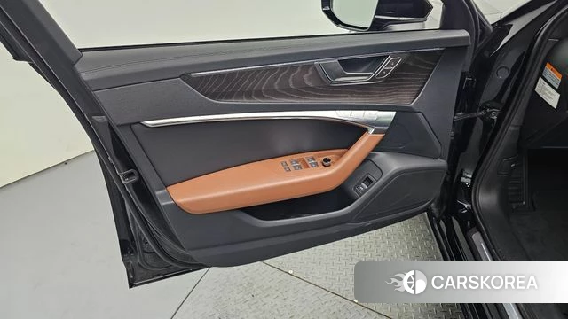 Audi A6 (C8) id 4500880 из Кореи 16