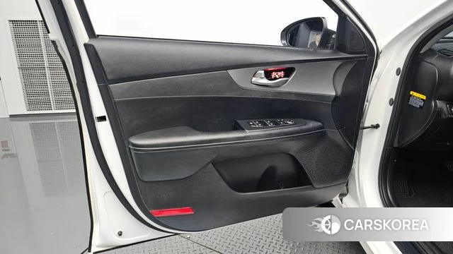 Kia Come New K3 id 4677950 из Кореи 16