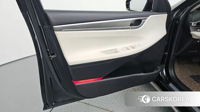 Hyundai The New Grandeur IG Hybrid id 4641694 из Кореи 16