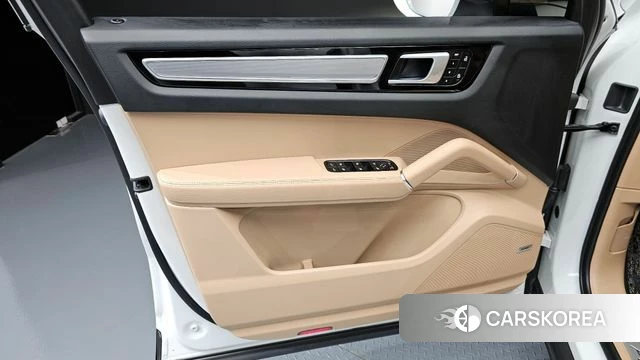 Porsche Cayenne (PO536) id 4382356 из Кореи 16