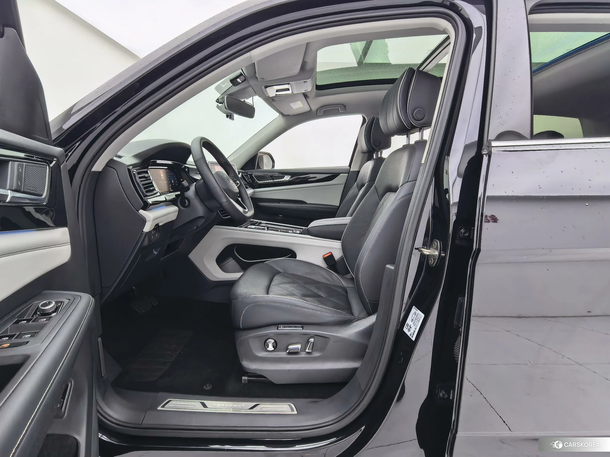 Volkswagen Tourang id 4473410 из Китая 16