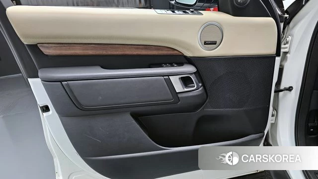 Land Rover Discovery 5 id 4680210 из Кореи 16