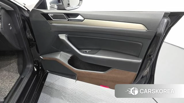 Volkswagen Arteon id 4632889 из Кореи 16