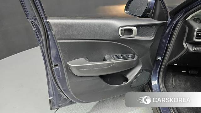 Hyundai Venue id 4284502 из Кореи 16