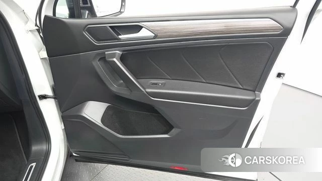 Volkswagen Tiguan Allspace id 4612895 из Кореи 16
