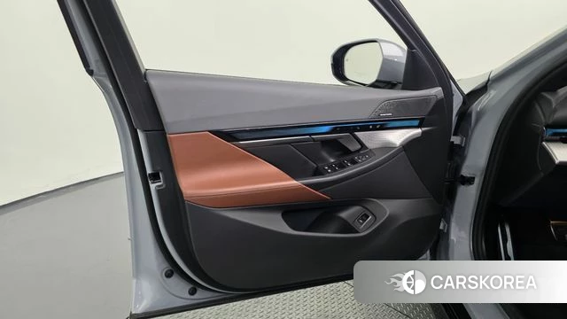 BMW 5 Series (G60) id 4762664 из Кореи 16