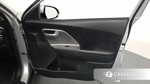 Kia Niro Plus id 4740516 из Кореи 16