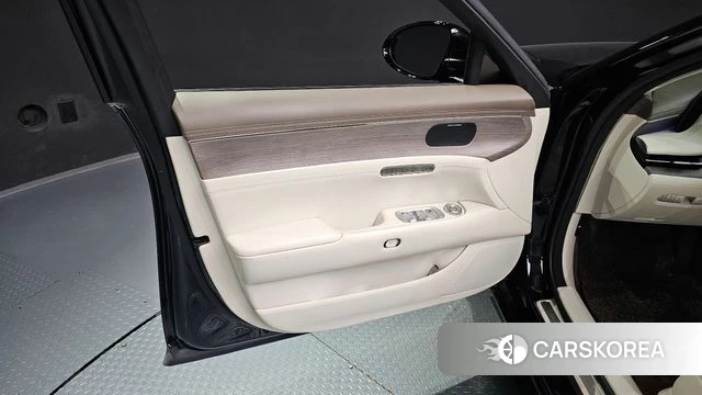 Genesis G90 (RS4) id 4541381 из Кореи 16