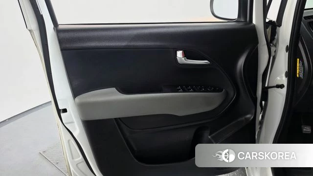 Kia The New Kia Ray id 4898679 из Кореи 16