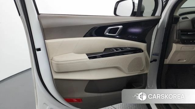 Kia Carnival 4th generation id 4338718 из Кореи 16