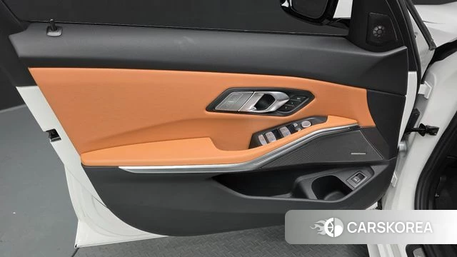 BMW 3 Series (G20) id 4291898 из Кореи 16