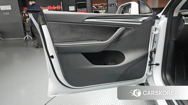 Tesla Model Y id 4871075 из Кореи 16