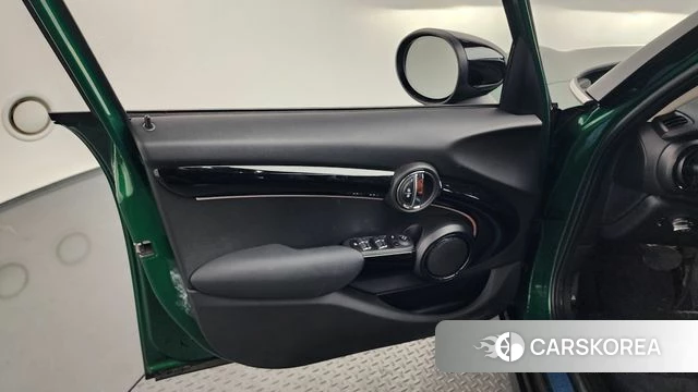 Mini Cooper S id 4494837 из Кореи 16