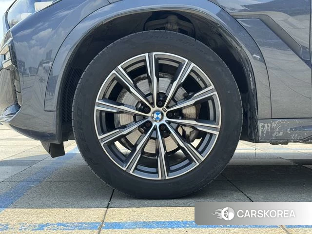 BMW X6 id 4254648 из Китая 16