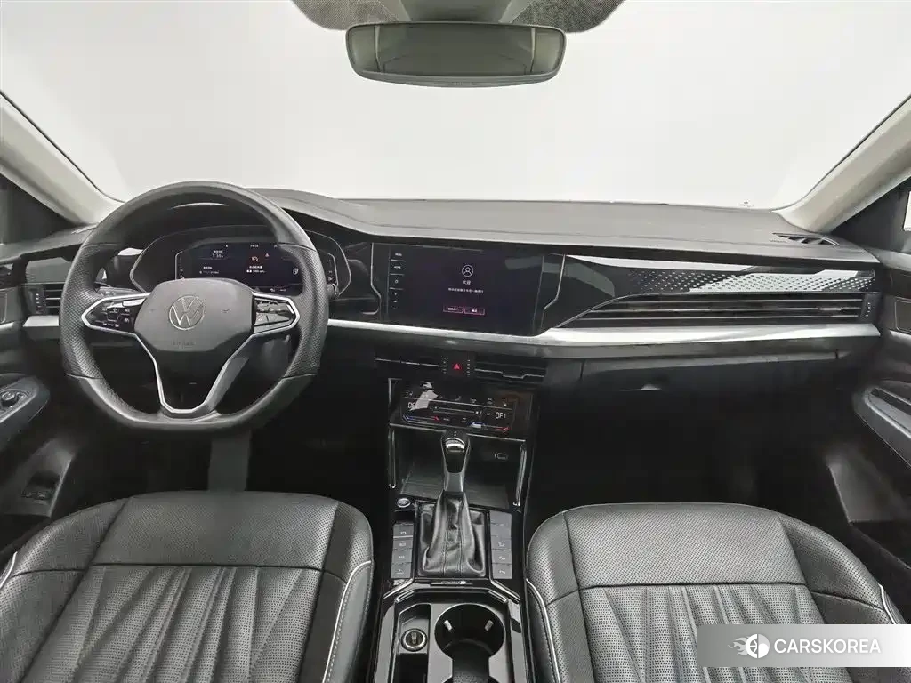 Volkswagen Passat id 4685986 из Китая 16