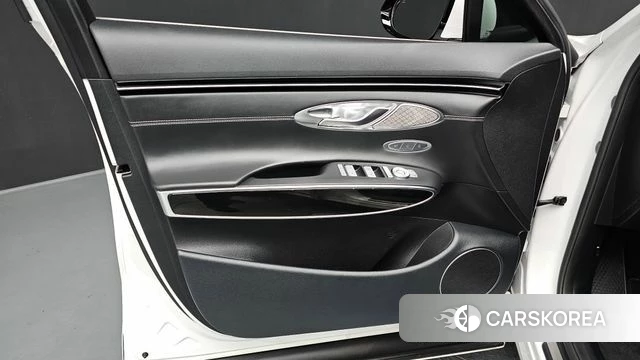 Genesis GV70 id 4360917 из Кореи 16