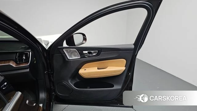 Volvo XC60 second Generation id 4872573 из Кореи 16