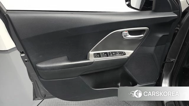 Kia Niro Plus id 4768832 из Кореи 16