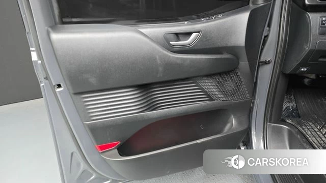 Hyundai Staria id 4194032 из Кореи 16